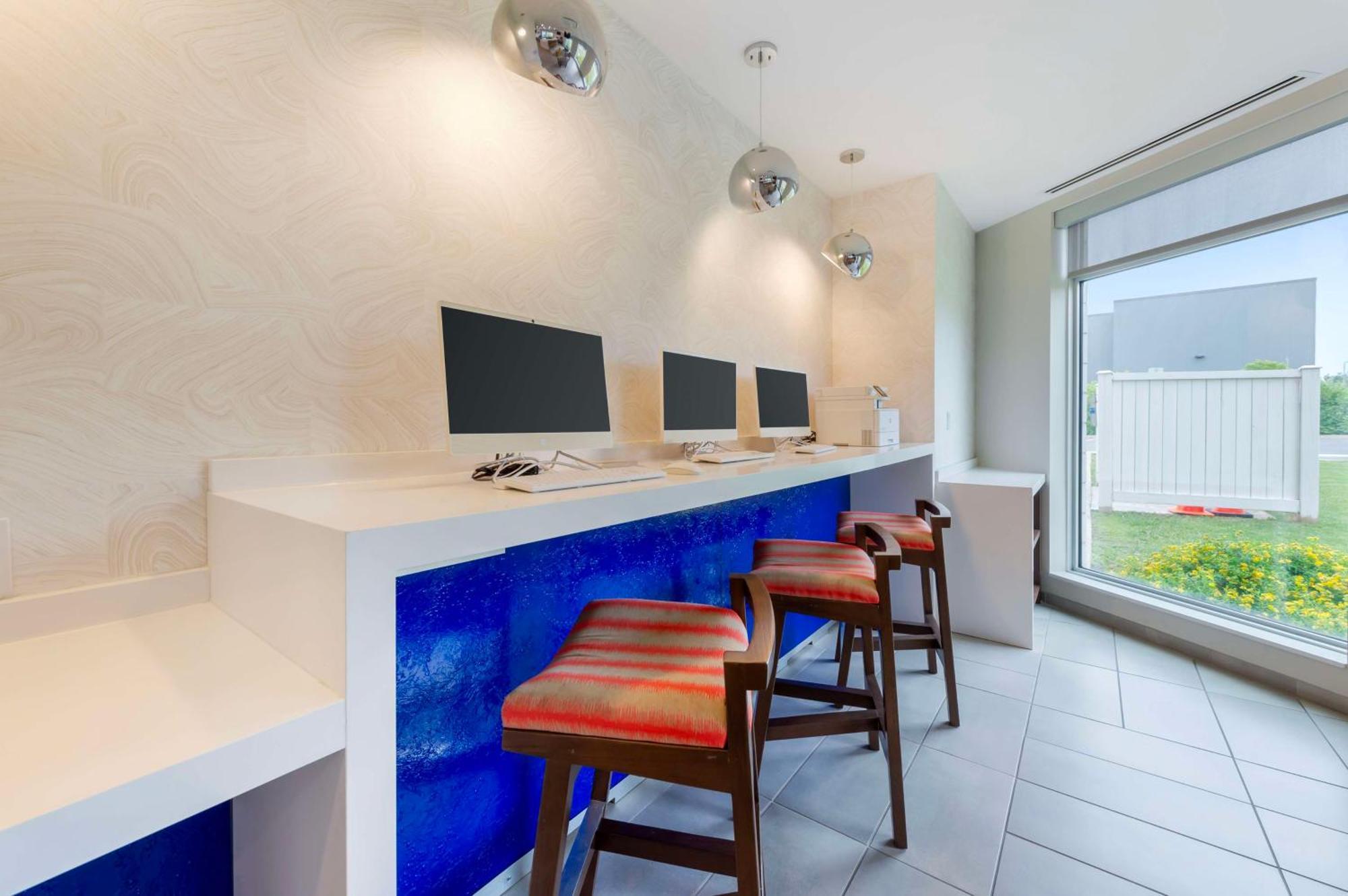 Glo Best Western Kanata Ottawa West Екстер'єр фото