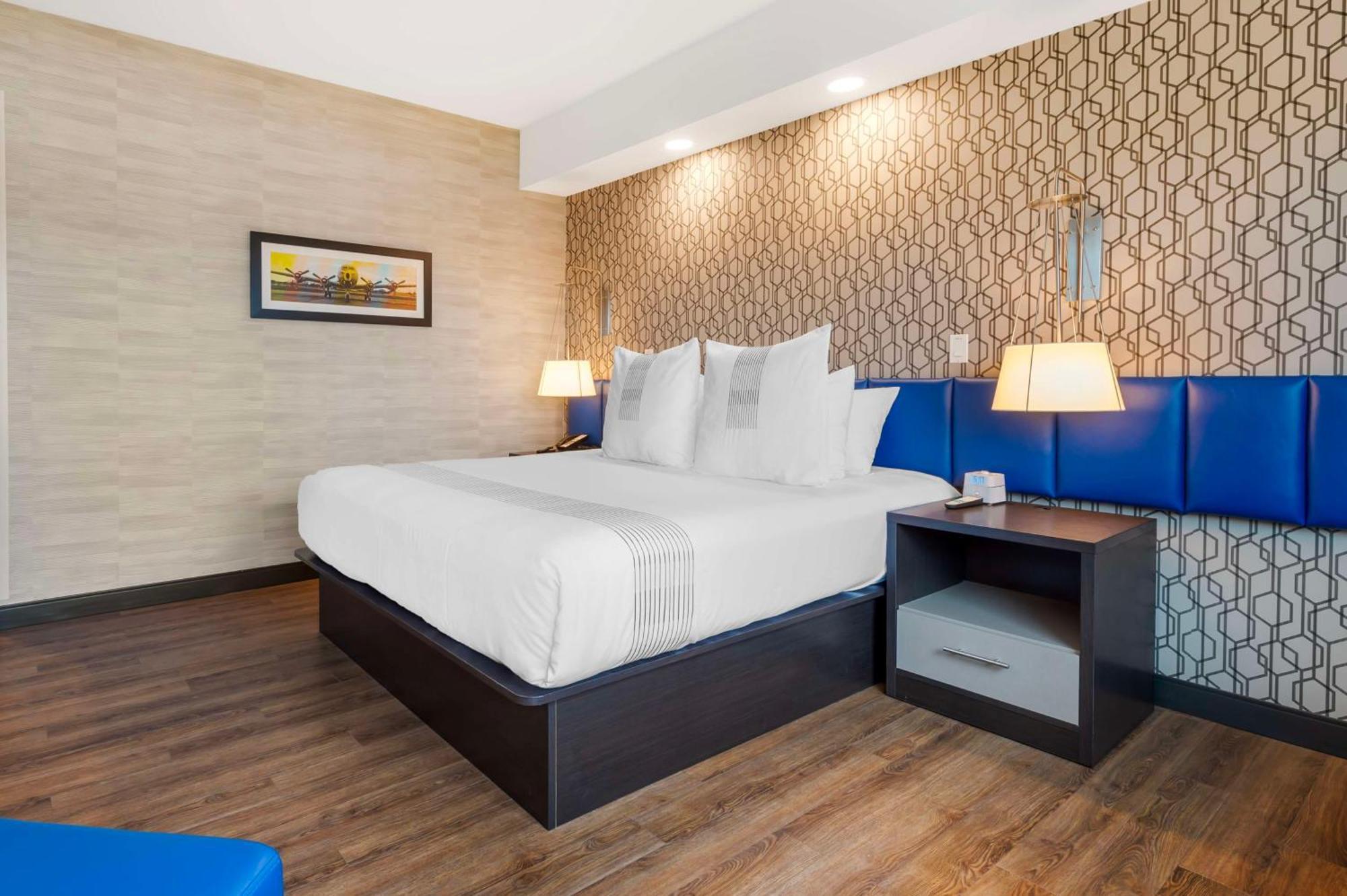 Glo Best Western Kanata Ottawa West Екстер'єр фото